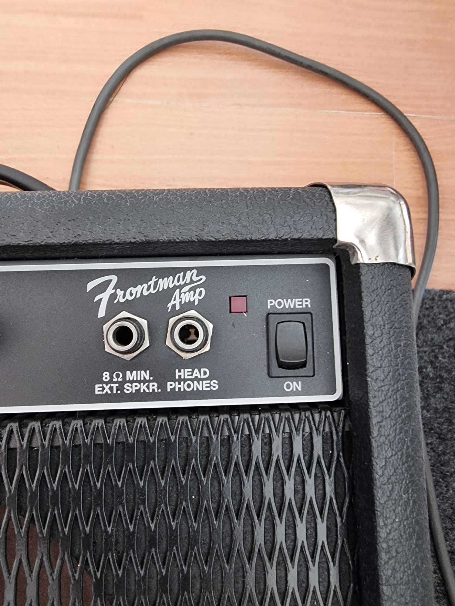 Wzmacniacz Fender gitarowy 38 W