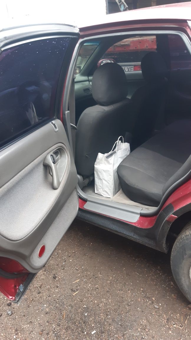 Продам Mazda 626