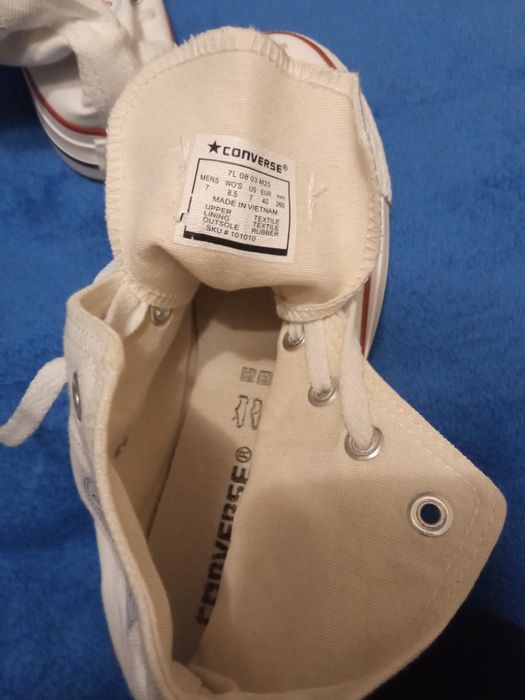Белые высокие кеды converse