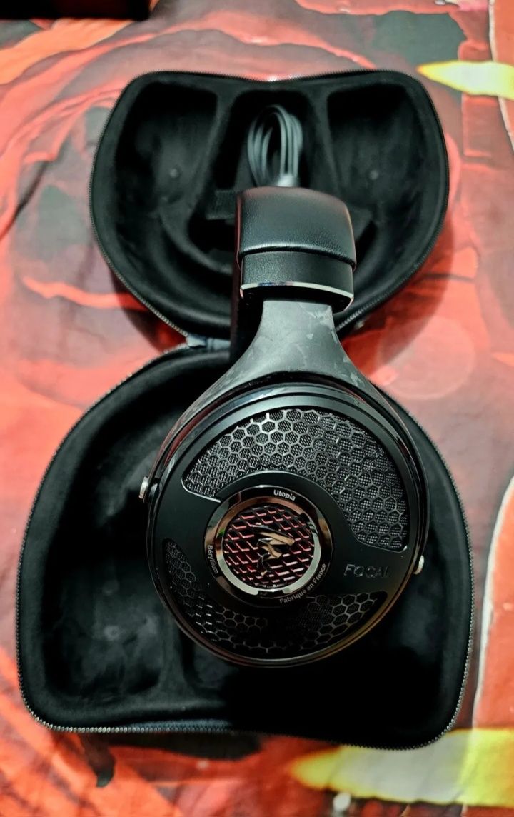 Focal utopia 2022 w komplecie kabel Sensibility Silver Statement
