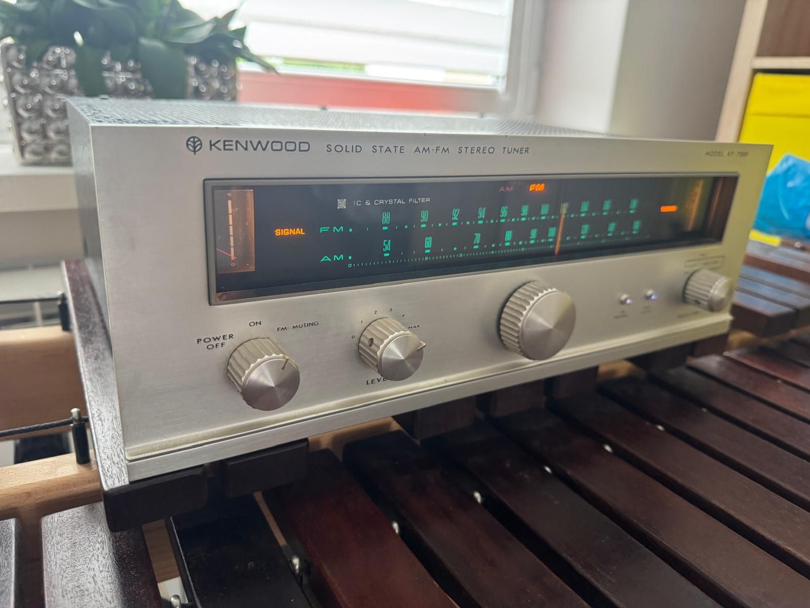 Tuner Kenwood KT-7000
