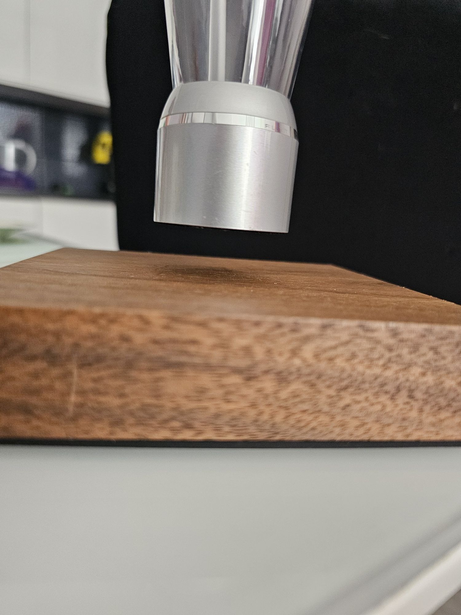 Lewitująca lampa, flyte, led, magnetyczna, ozdoba
