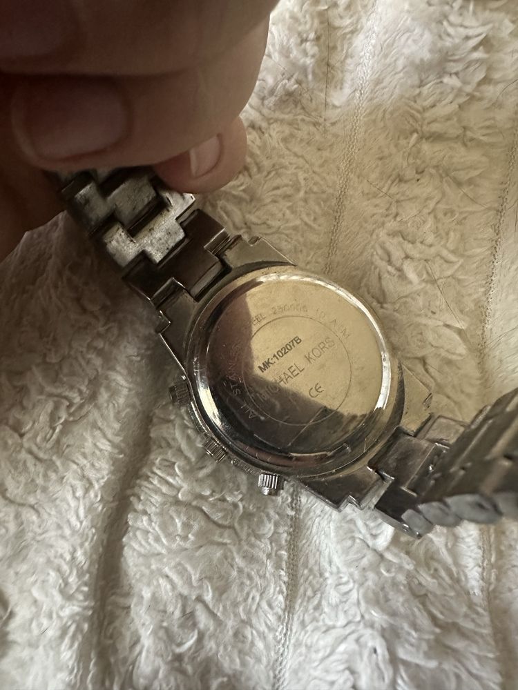 Часы Michael Kors