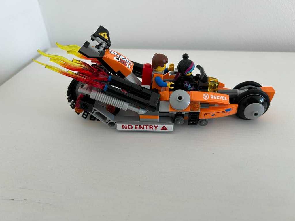 LEGO 70808 The LEGO Movie - Wyścig superpojazdów
