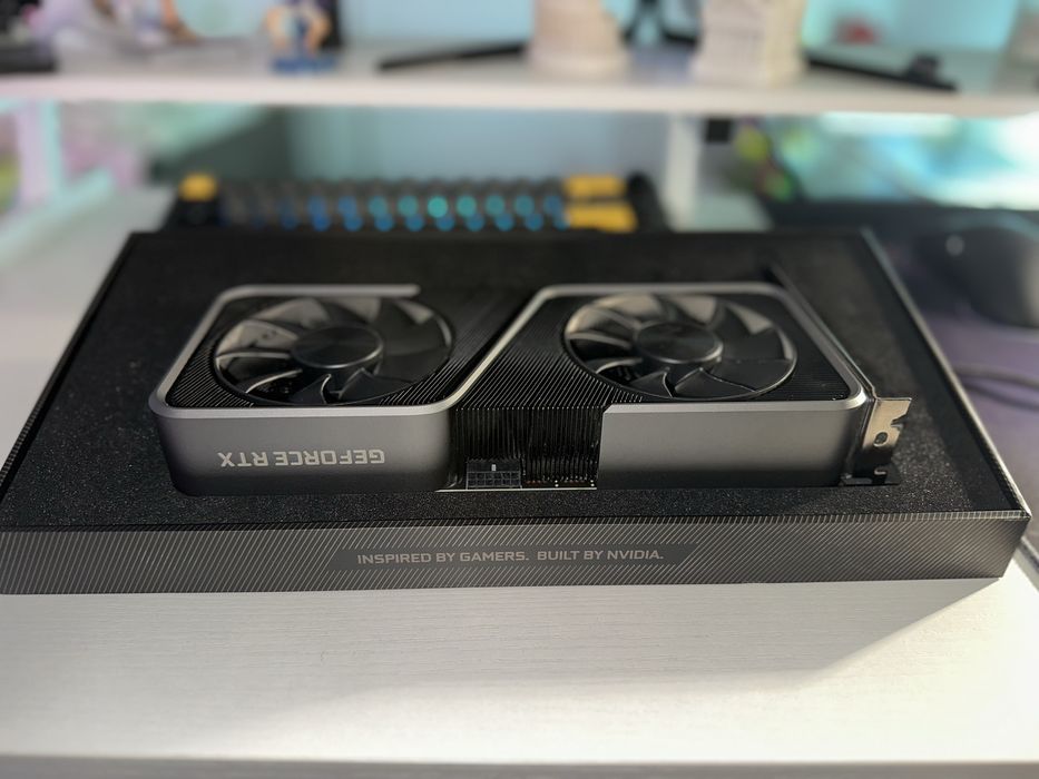 NVIDIA GeForce RTX 3070 Founders Edition - Ótimo Estado