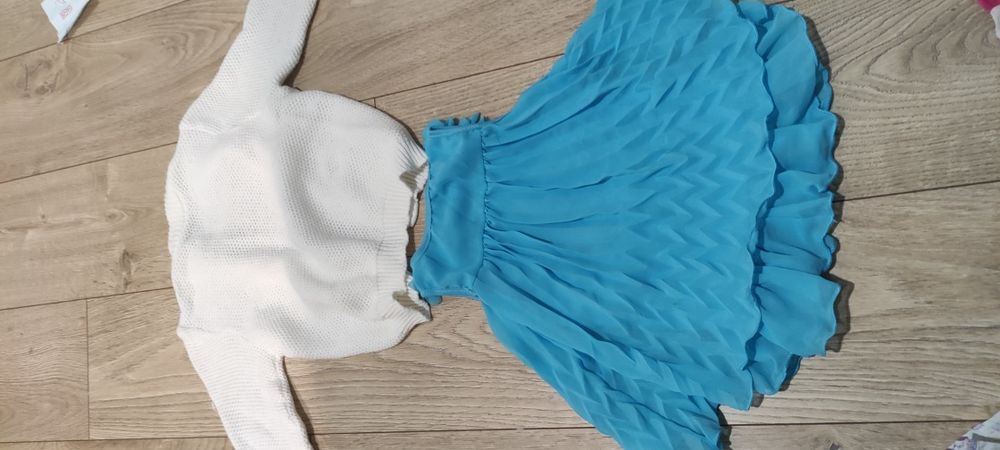 Zestaw sweterek i tunika na rozmiar 86-98, 1.5-3 latka 
Stan sweterka