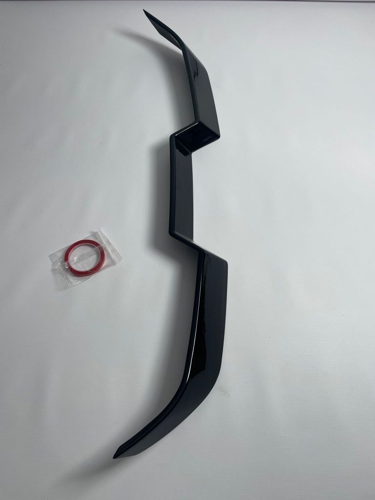 BMW G30 Lotka Spoiler Dokładka V Style Tylna Czarny Połysk