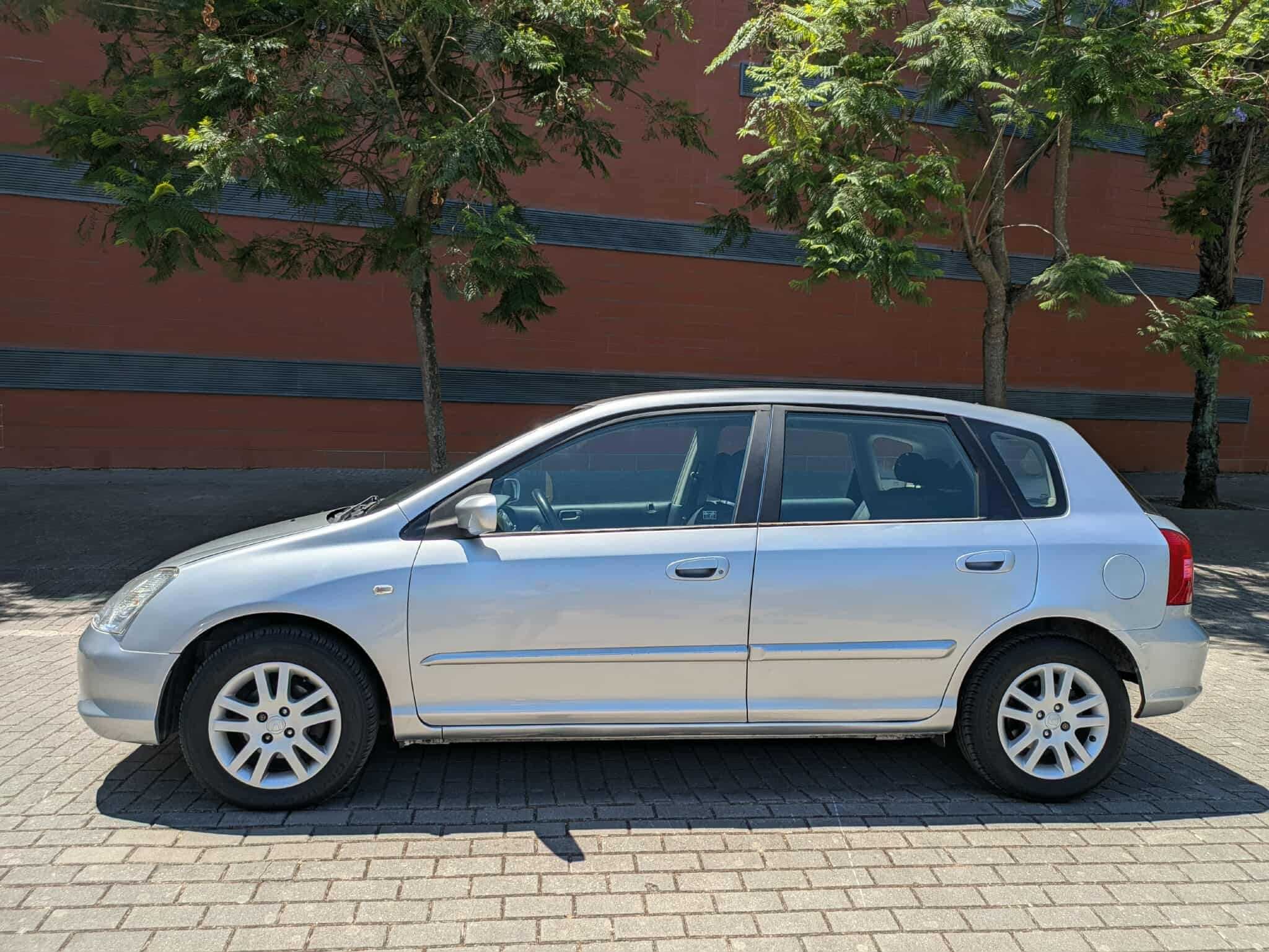Honda Civic 1.7 CTDi ES - Versão Exclusive