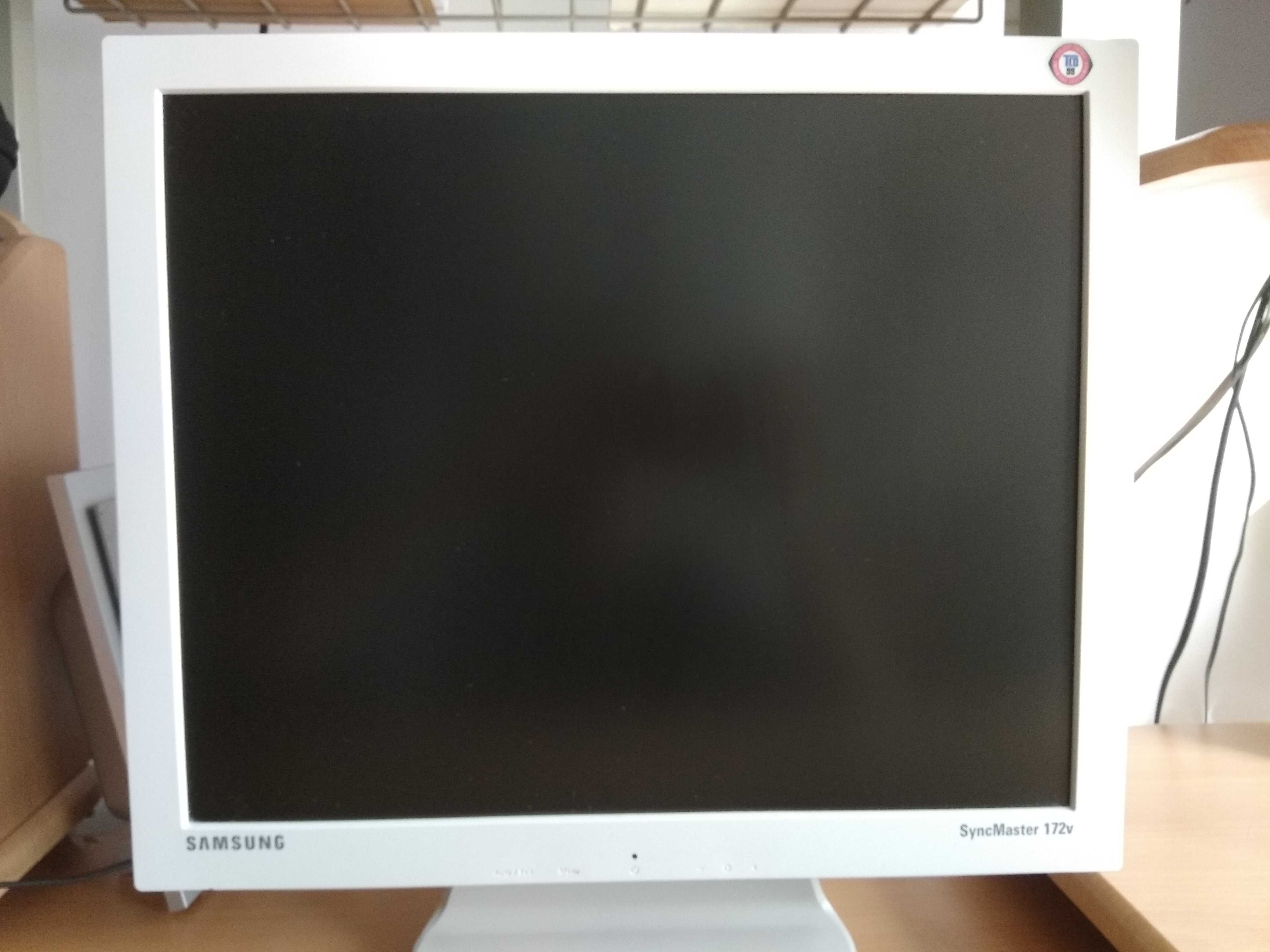 Samsung syncmaster 172V