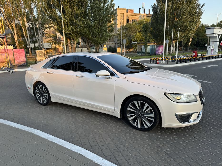 Продам Lincoln MKZ Hybrid 2016