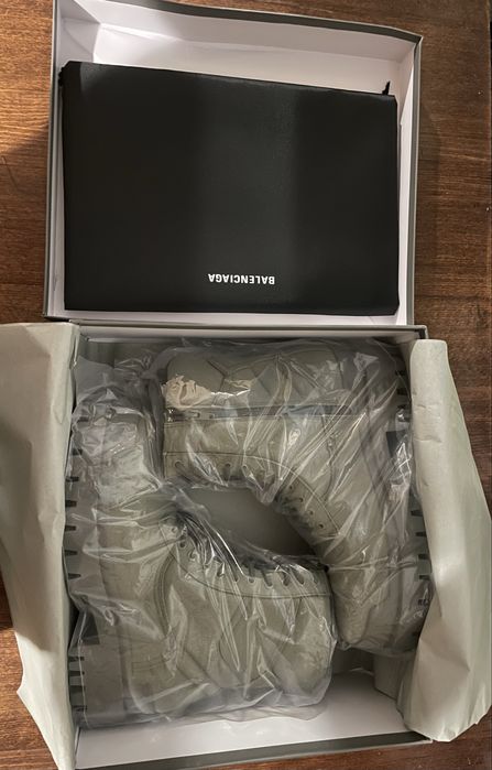Balenciaga strike boots