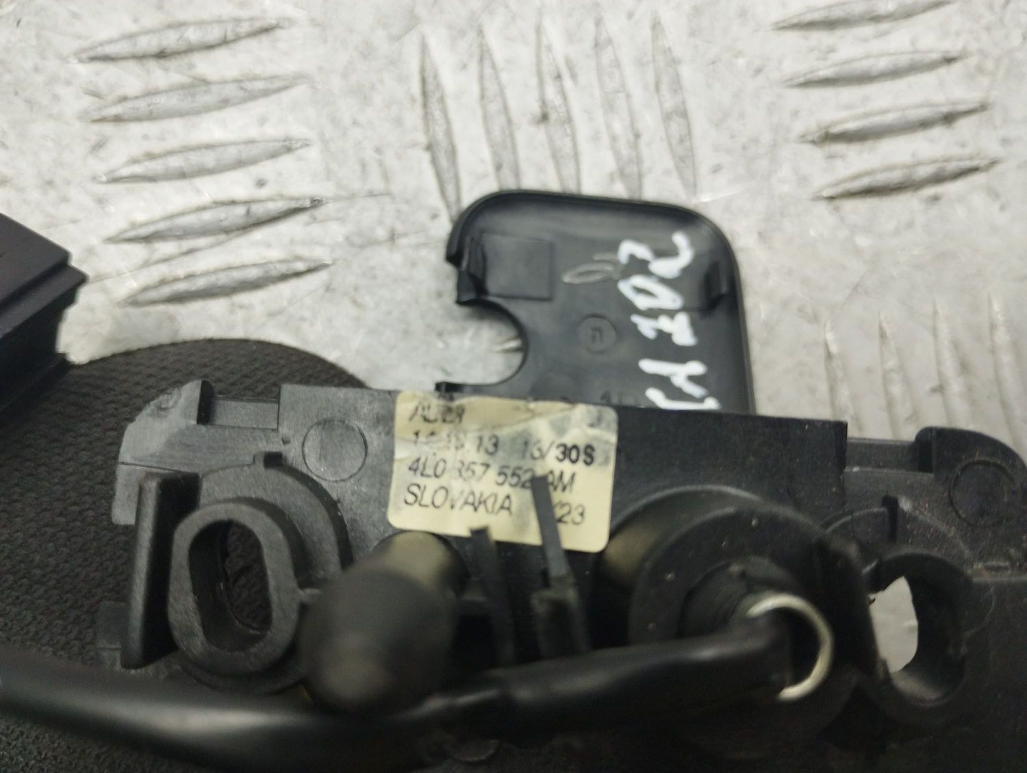 Солнцезащитный козырек правый 4L0857552AMK23 для Audi Q7 4L 2005-2015