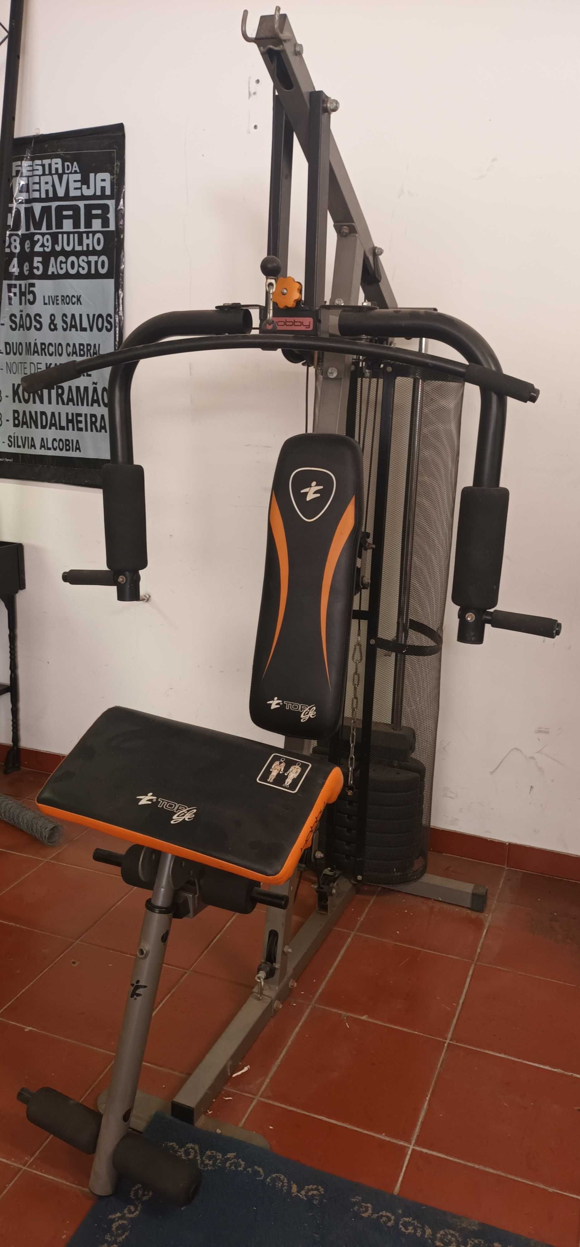 Máquina de ginásio multifunções