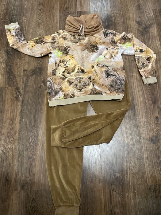Dres komplet dla dziewczynki cappuccino rozmiar 146