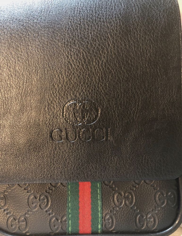 Saszetka na ramię Gucci.       OLD money