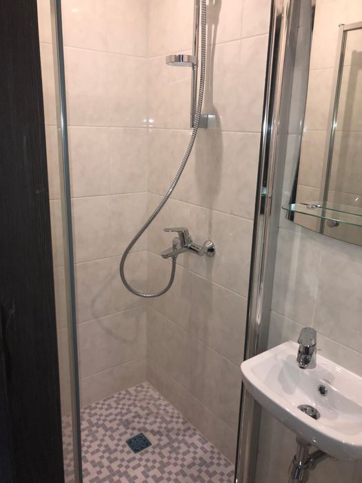 Київ Дарницький 1 кімнатна з газом та ремонтом