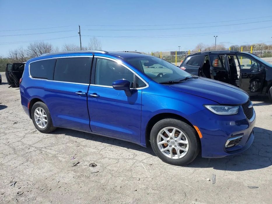 Chrysler Pacifica Popularny amerykański suv, marzenia każdej rodziny!