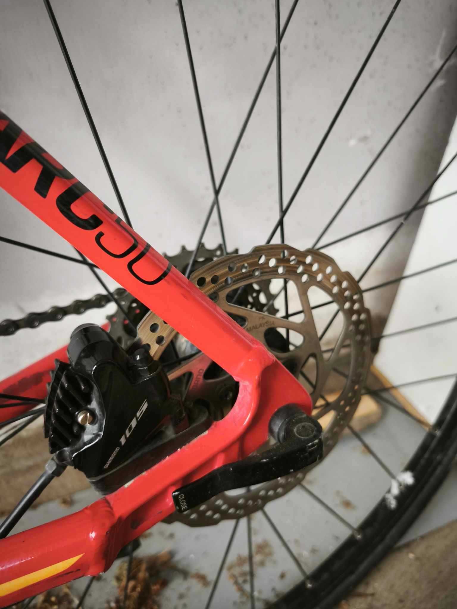 Kellys ARC 50 2018 - hamulce hydrauliczne, Shimano 105, FV23%