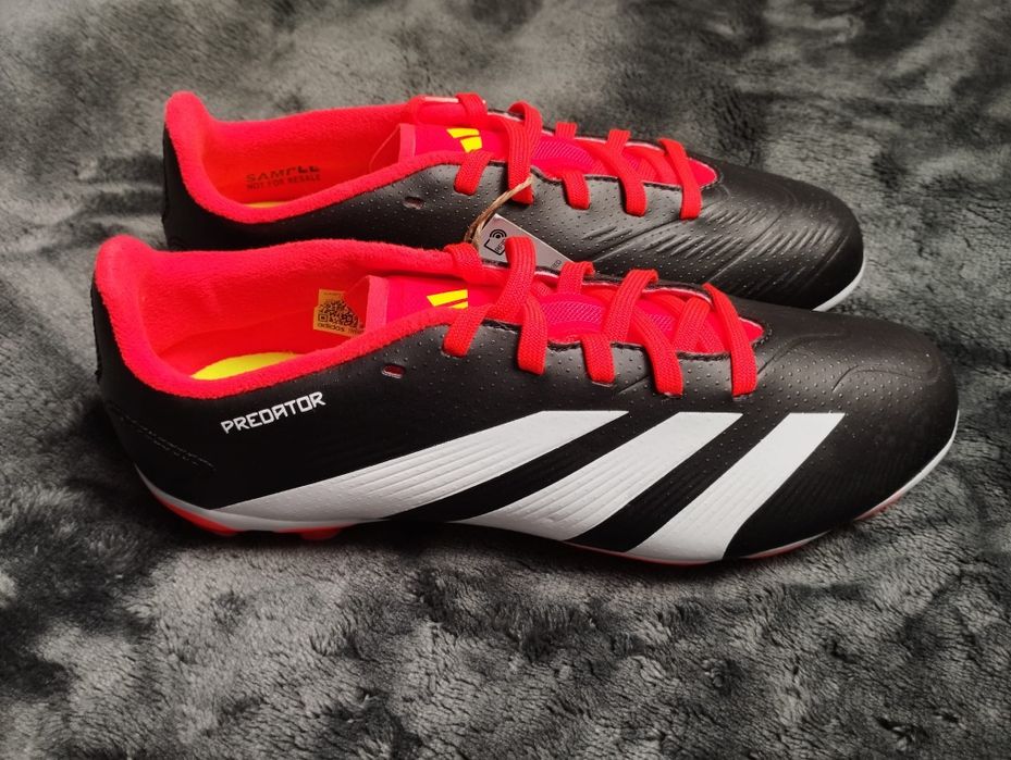 Buty do piłki nożnej, Korki, Adidas Predator