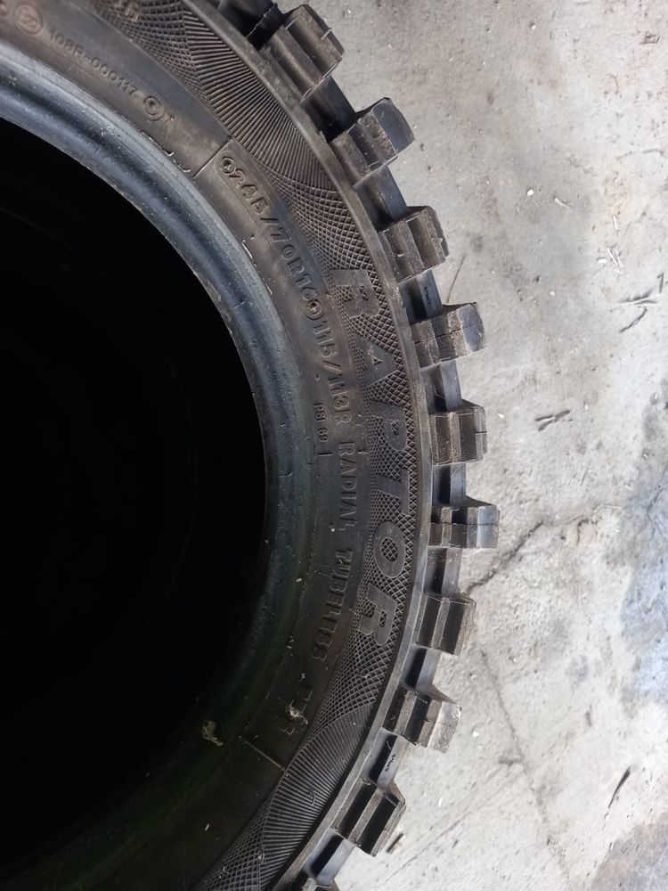 Opony 245/70 R16