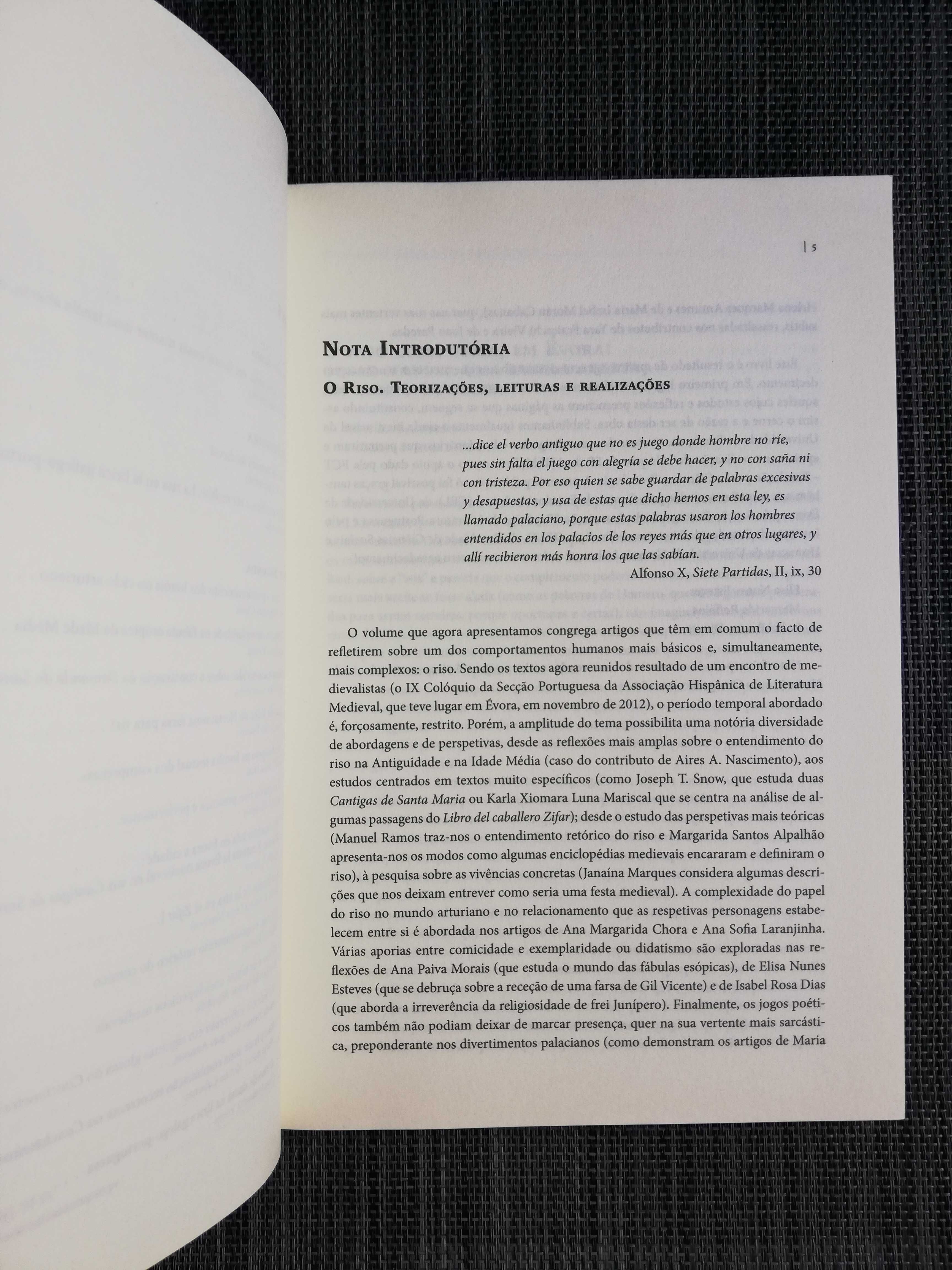 O Riso - Vários Autores (portes incluídos)