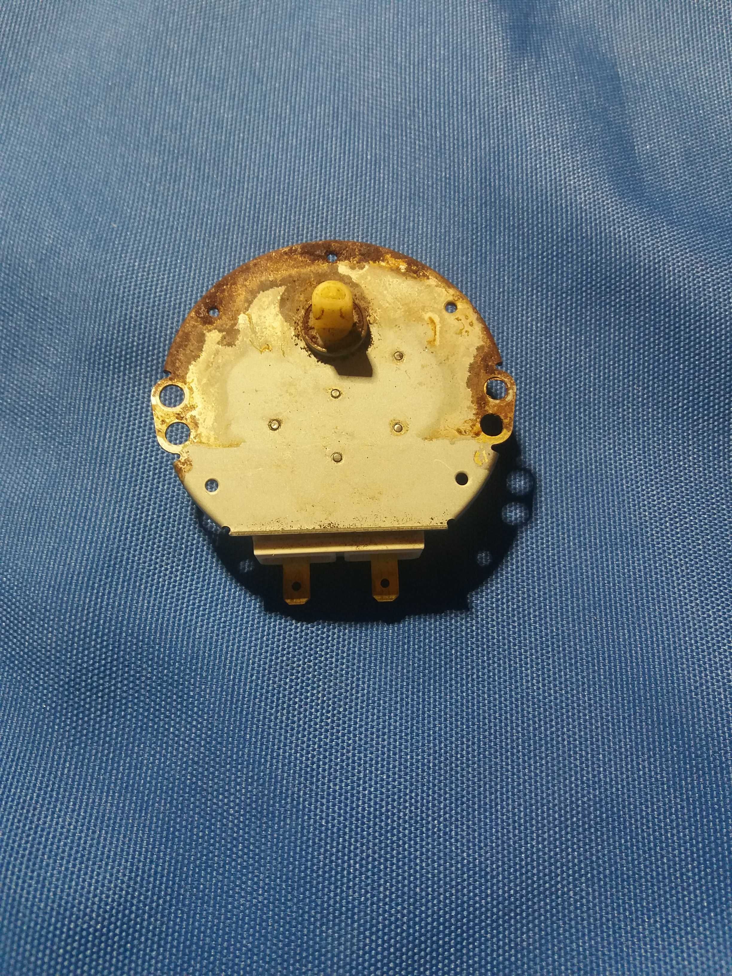 Двигатель поддона для СВЧ печи GM-16-2F302 LG