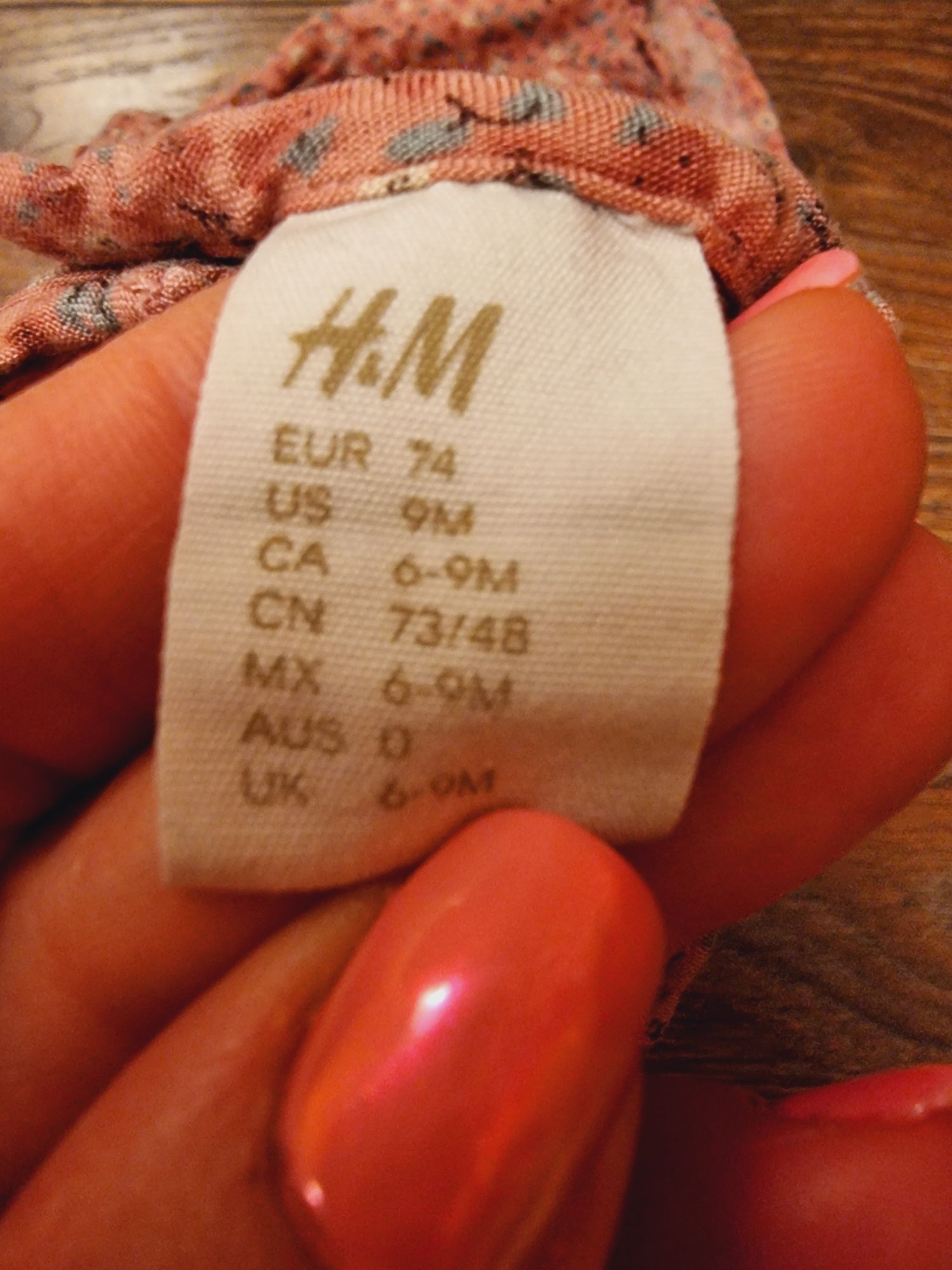 Piękna sukienka viskoza h&m 74