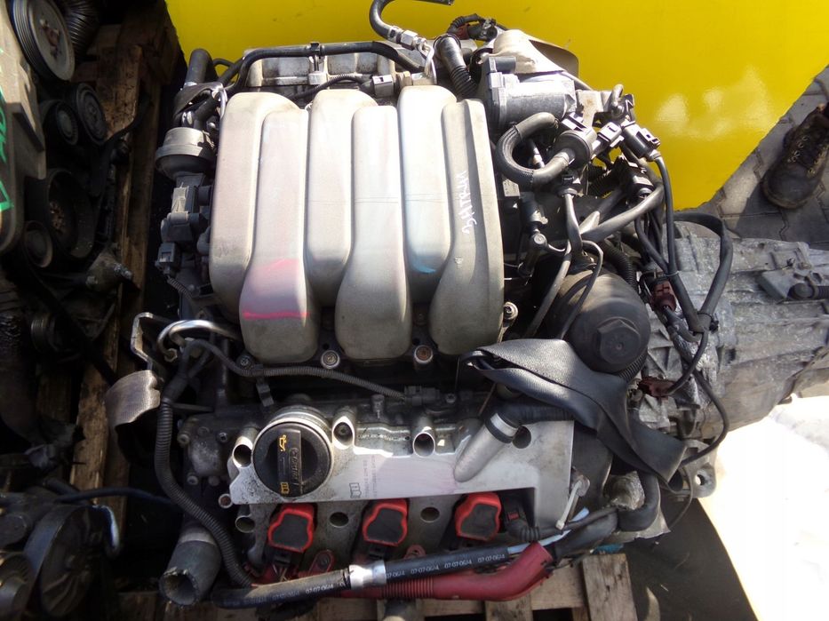 AUDI A8 D3 3.2 FSI 10r 260KM BPK sprezarka klimatyzacji 4E0260805AR