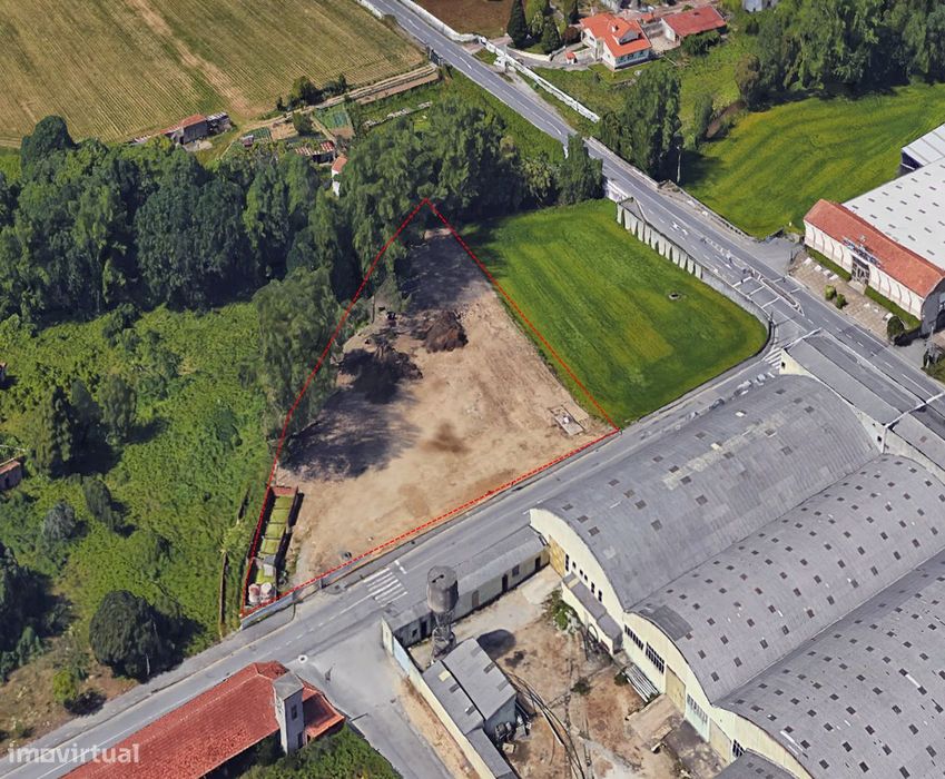 Terreno Amplo, Acesso à A29