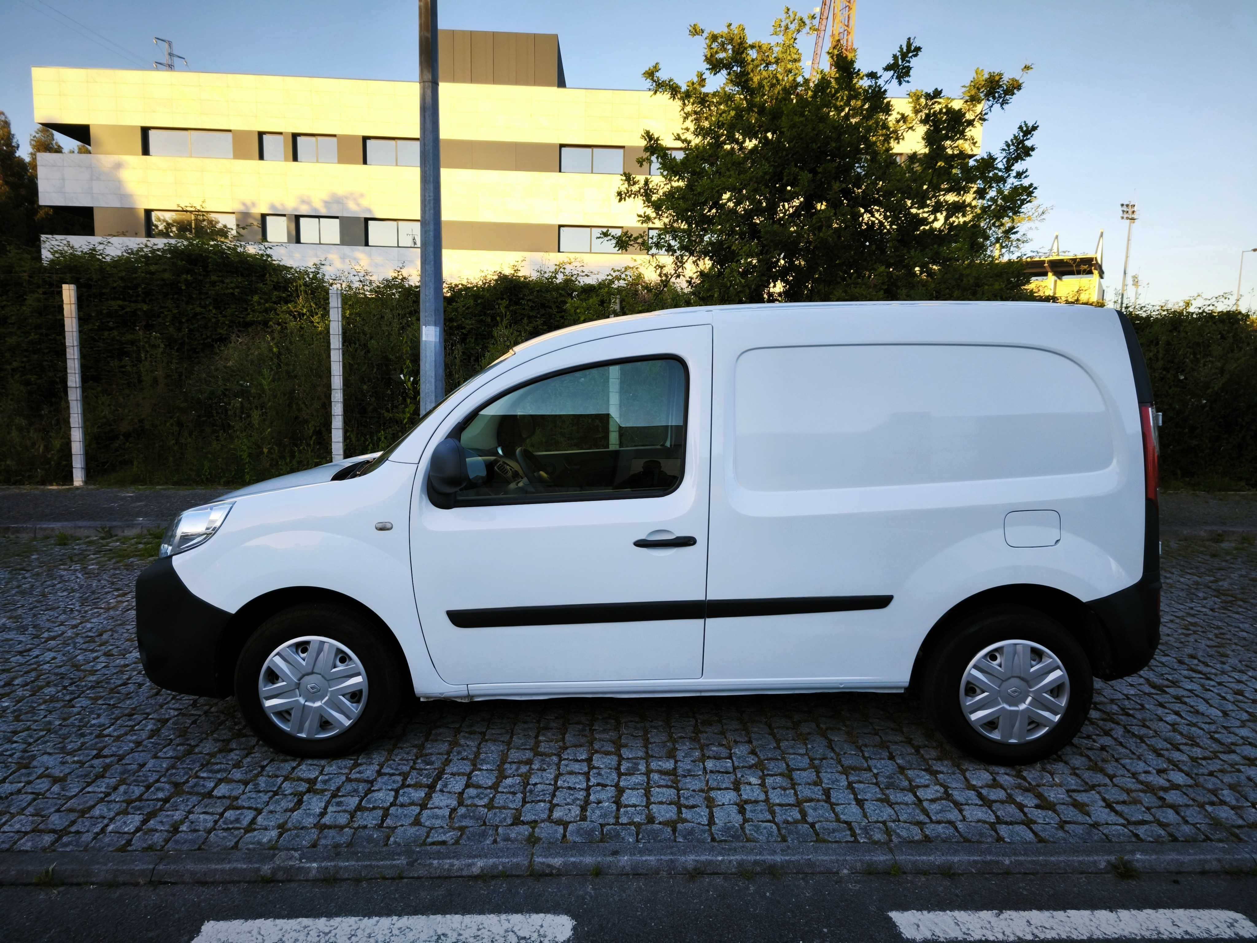 Renault Kangoo DCI 95mil kms 2020