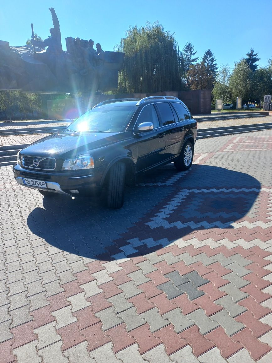 Продам сімейне авто Volvo XC90