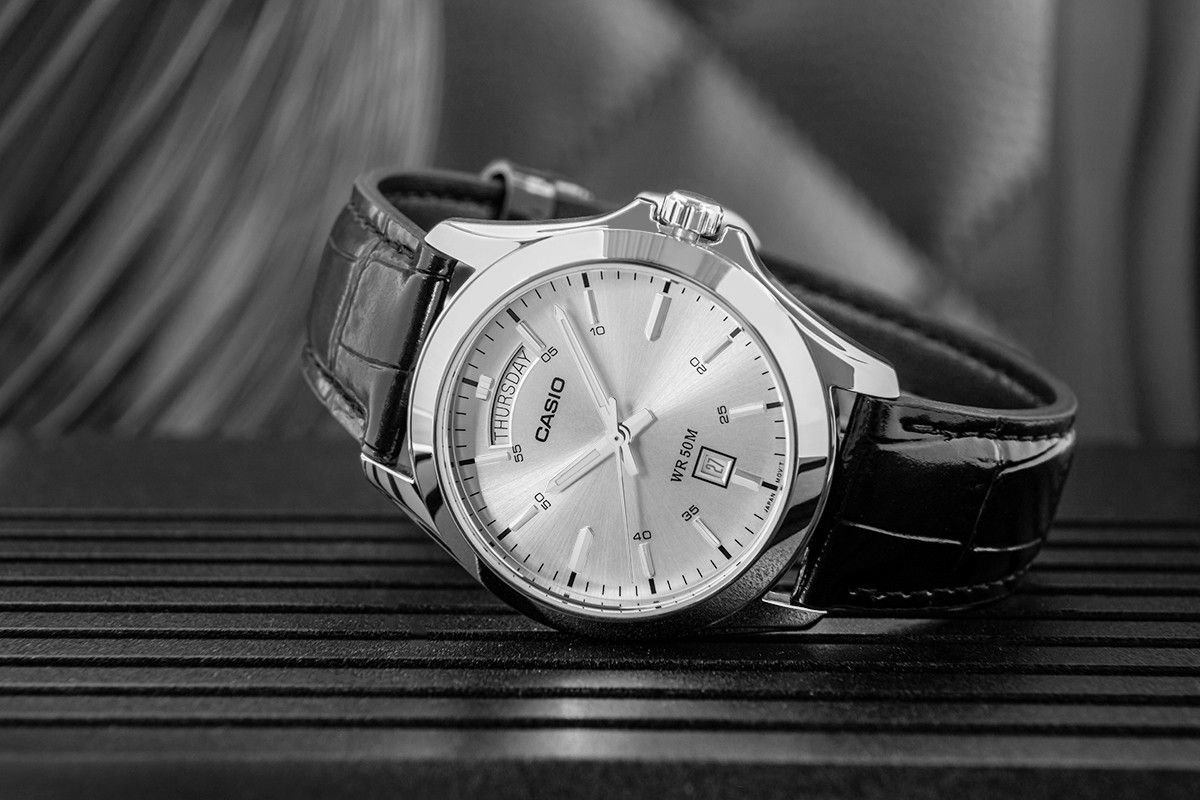 zegarek męski casio mtp-1370l-7avdf + box