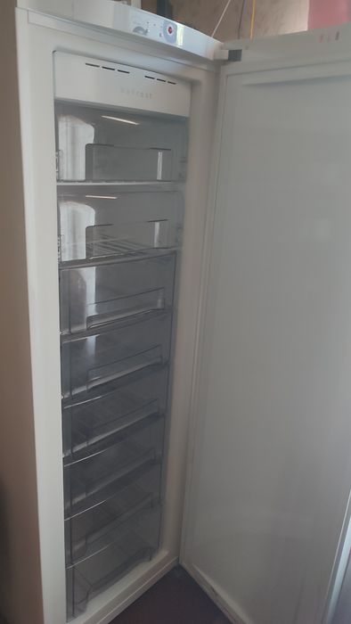 Морозильная камера Gorenje.