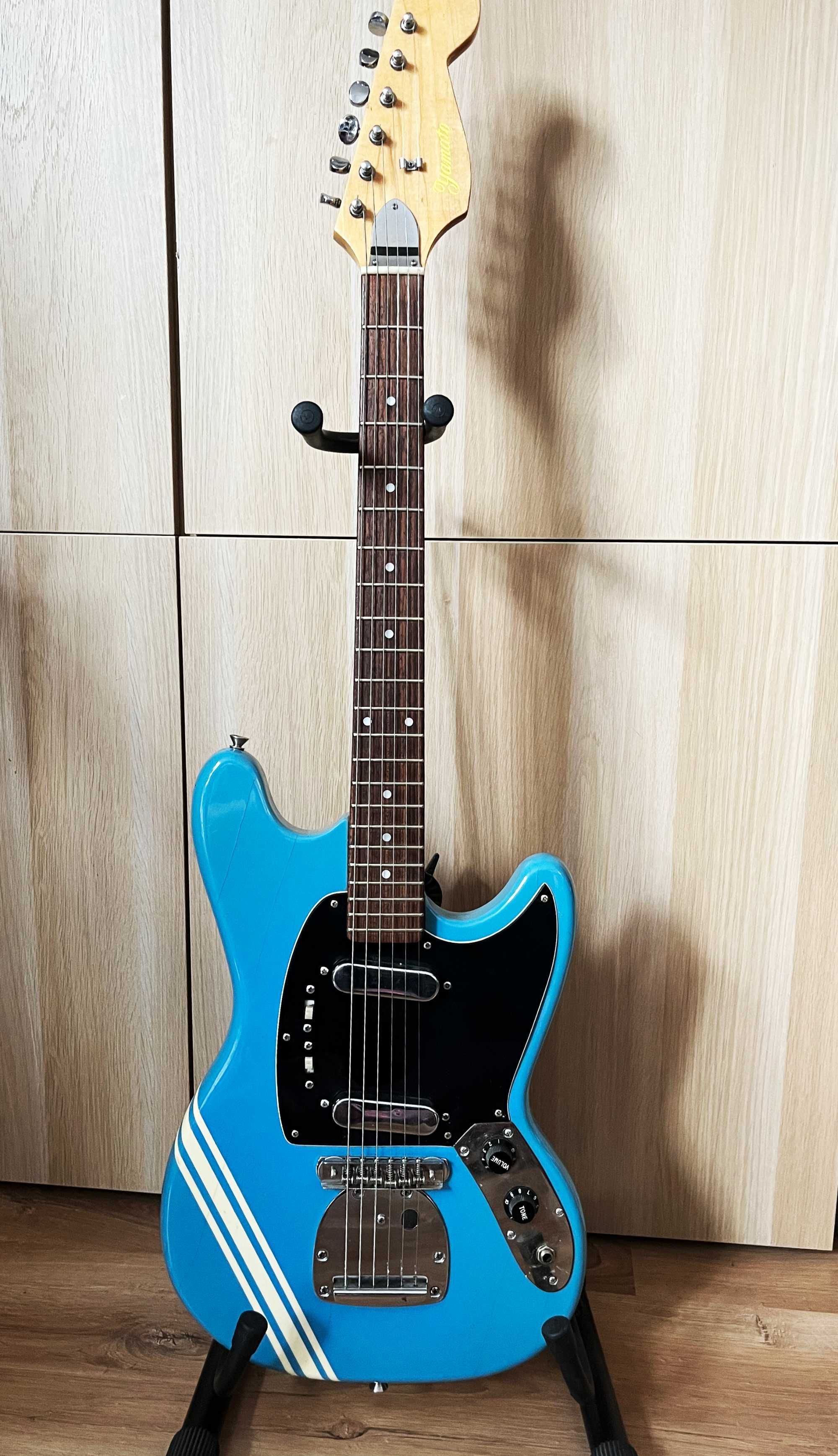 Gitara elektryczna Yamato Mustang, kopia Fender Mustang z lat 80