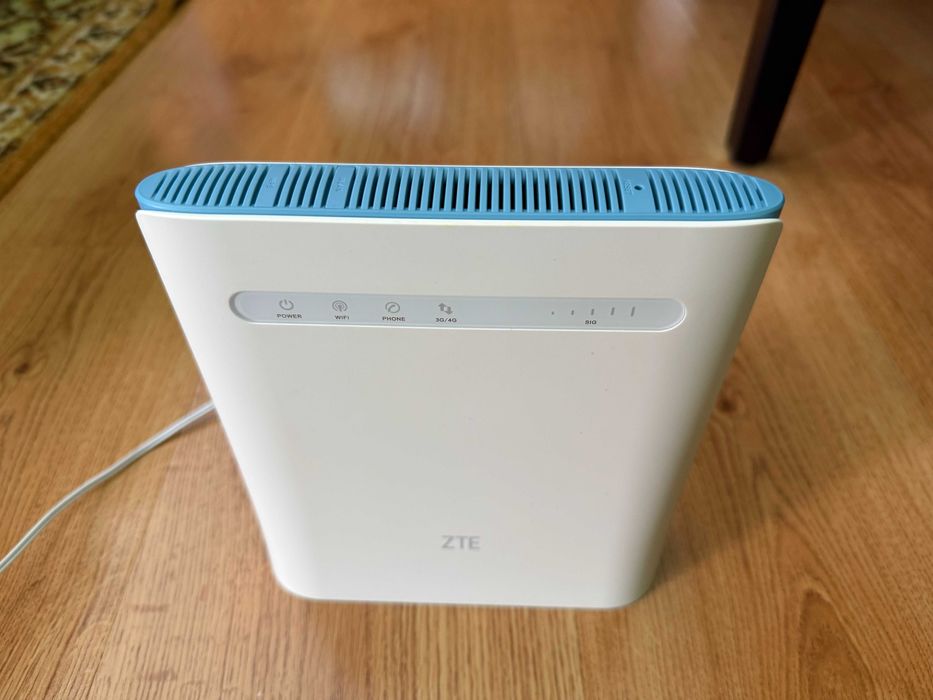ZTE MF286D Domowy Biurowy router SIM WiFi 4G LTE 600 Mb/s 3x agregacja