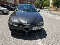 Vendo Alfa Romeu muito estimado