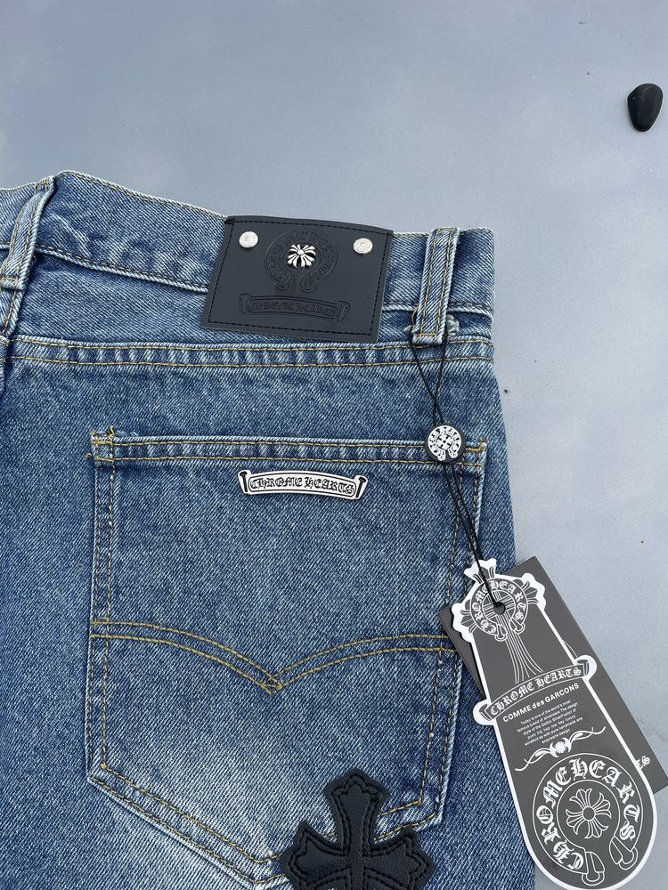 Джинсові шорти Chrome Hearts