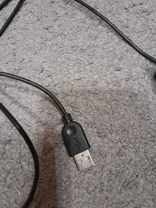 Kamera na monitor Creative HD 750p