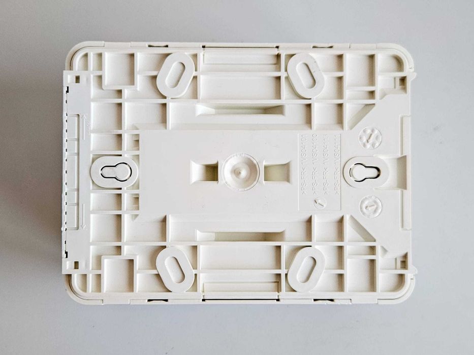 1x Caixa de distribuição Golf Sup. 1 fila 4M – HAGER VS104TP – NOVA