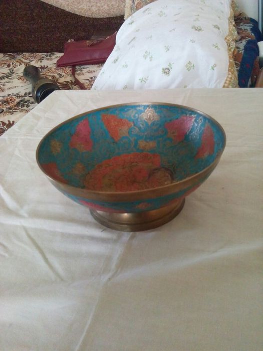 Вазочки антикварные.Индия эмаль, сахарница  и  конфетница