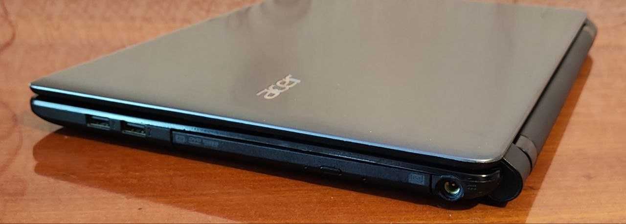 Ноутбук Acer E1-527G/15.6/i3-4010Ux4/SSD+HDD/8GB RAM/Батарея 5+ часов