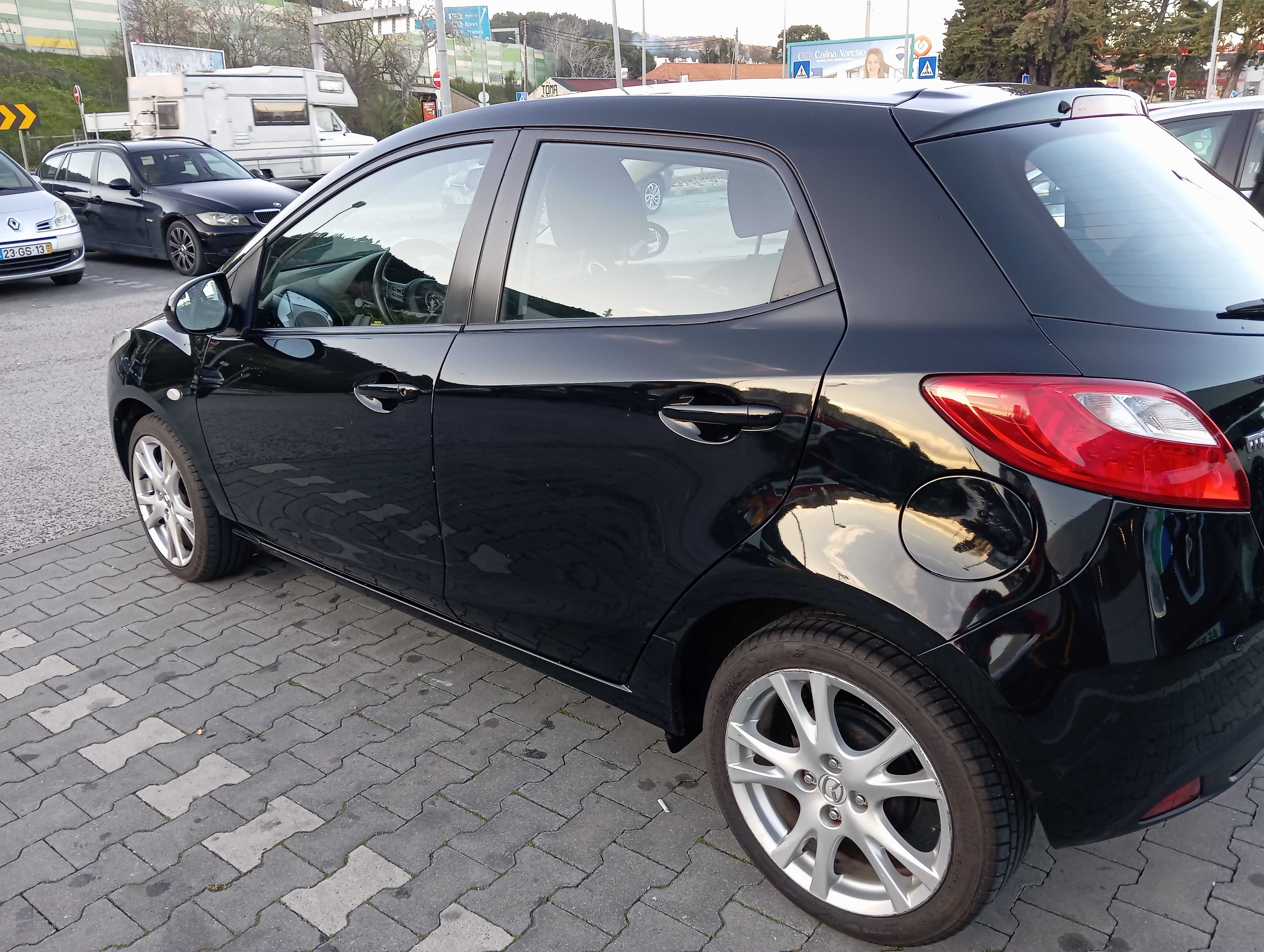Mazda 2 - Vende-se