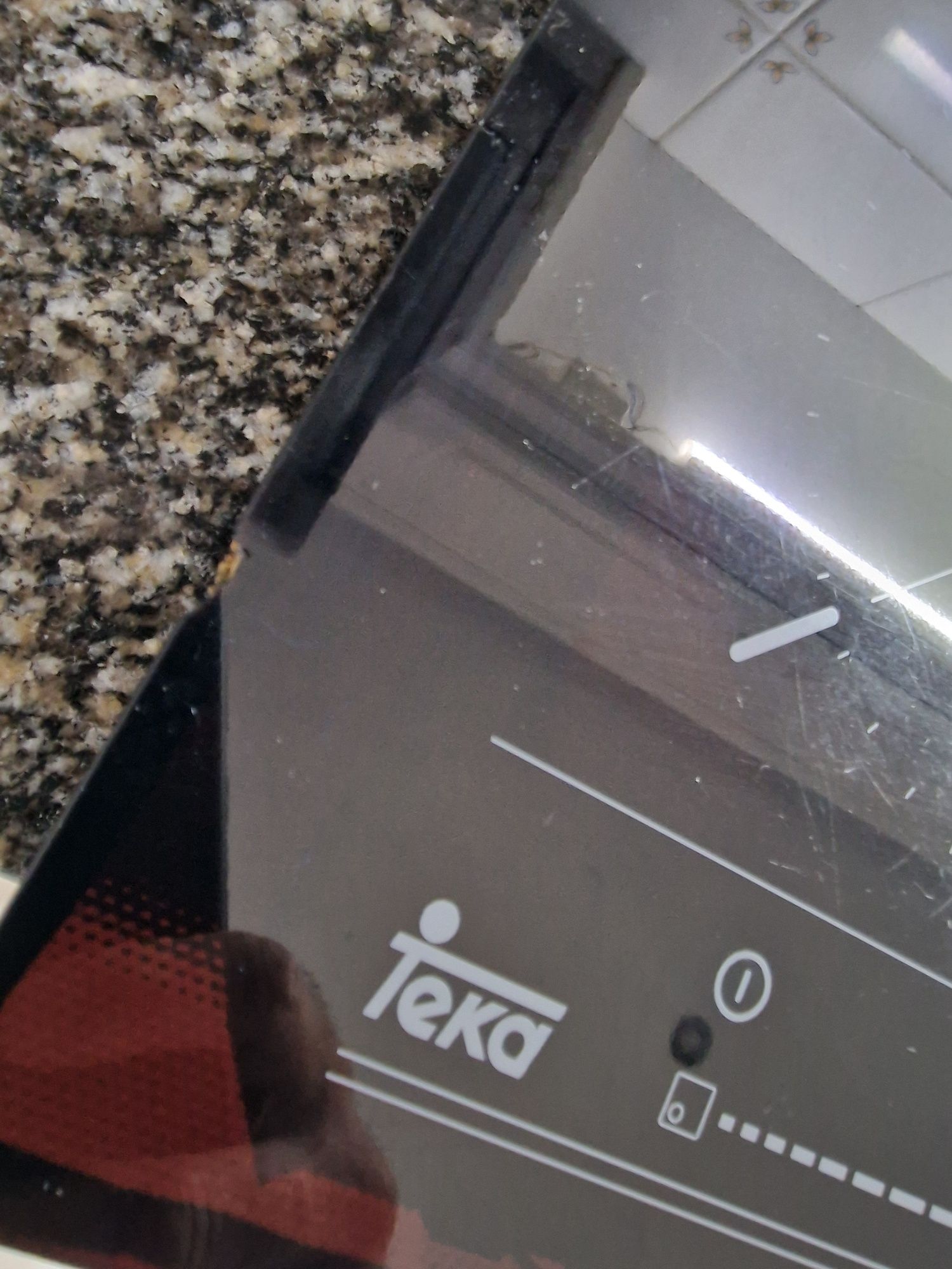 Placa de Indução TEKA IB 6415  - Com Avaria