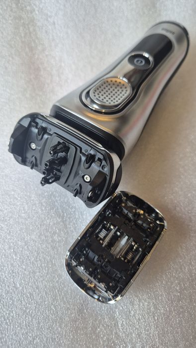 A golarka elektryczna BRAUN 9280CC series 9 nowa i nieużywana