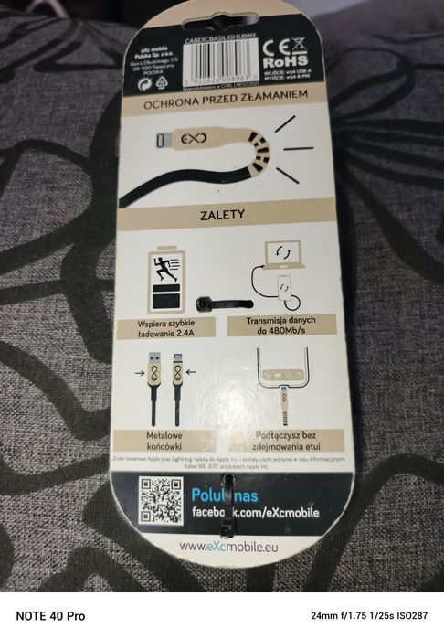 Kable USB do iPhone.