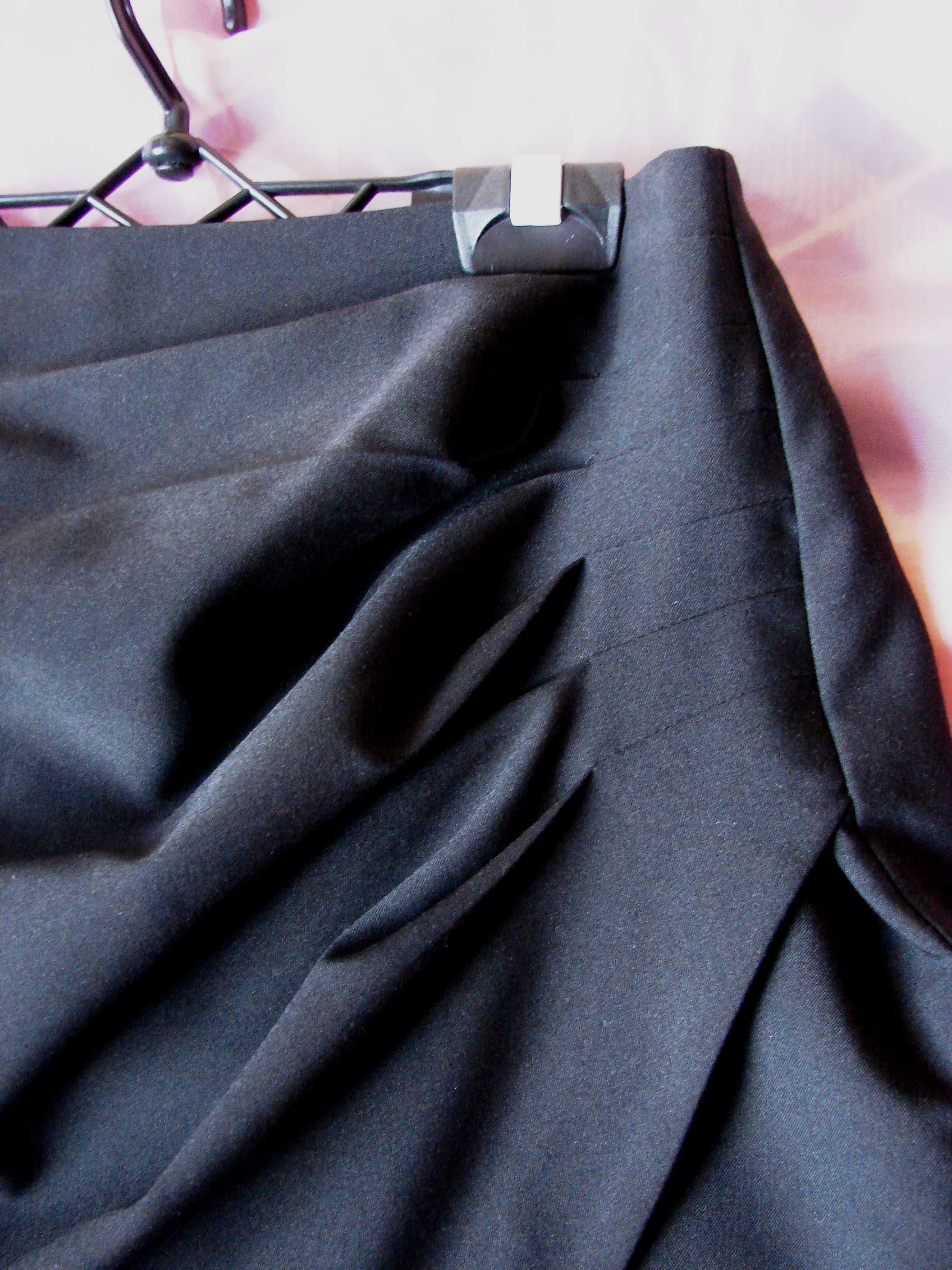 Юбка чёрного цвета на подкладке Orsay
