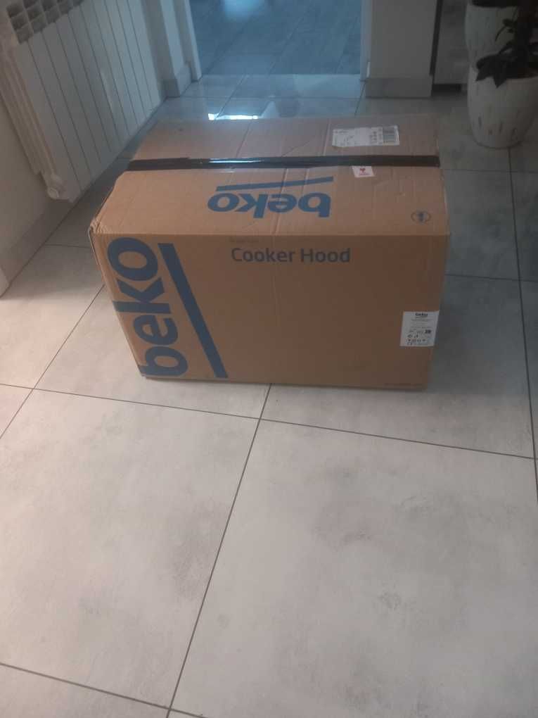Okap BEKO HCA63420B Czarny 405m3/h 68dB klasa C Oświetlenie LED