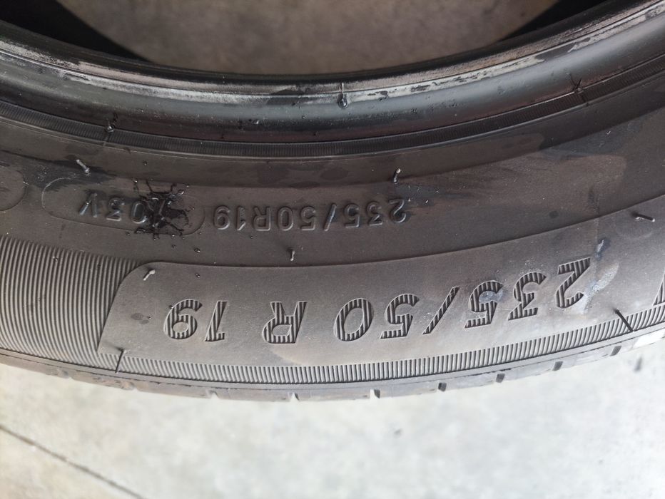 1 Pneu usado Michelin 235/50 R19 103V de 2023