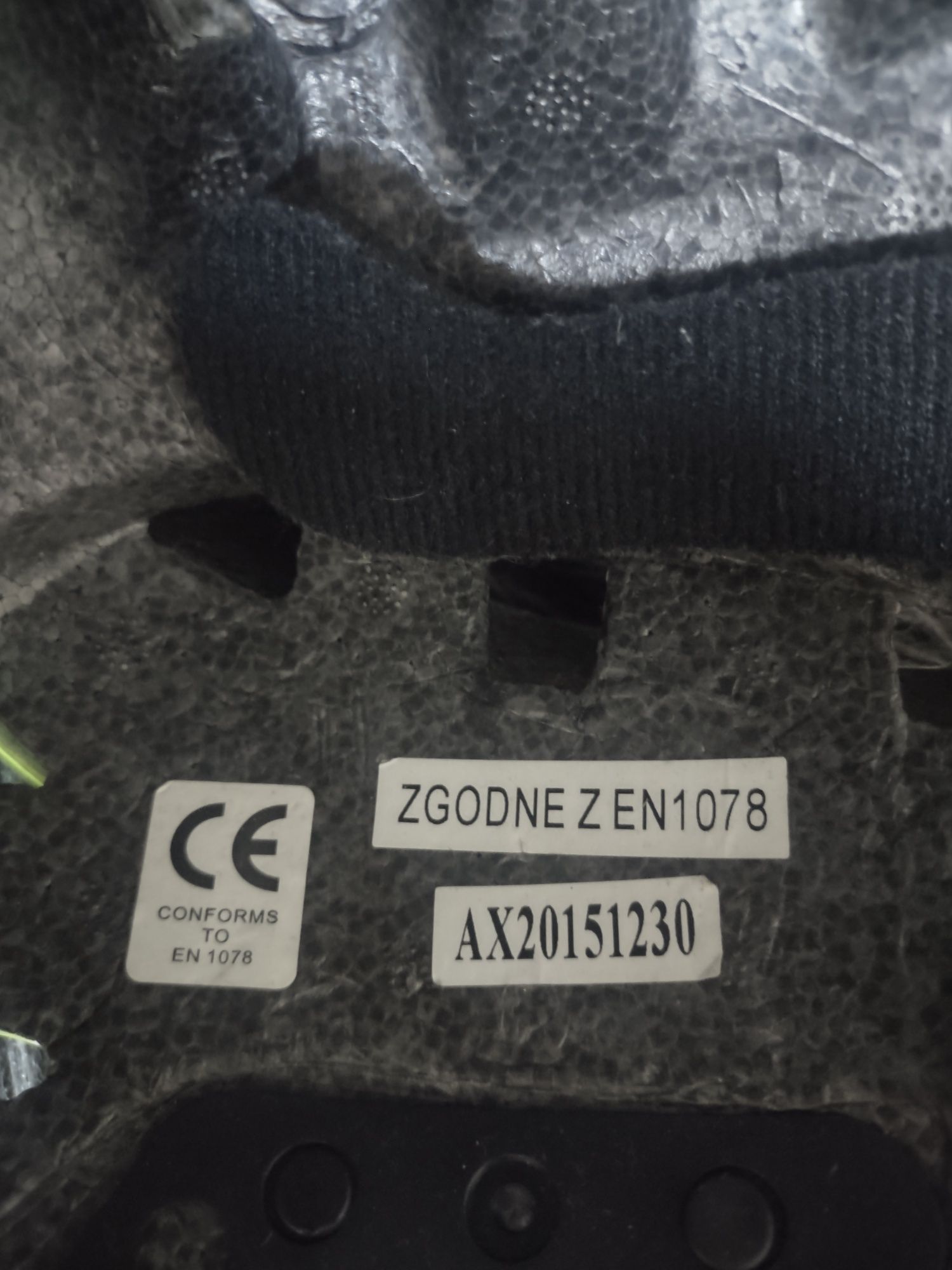 Kask na rower wysyłka in post