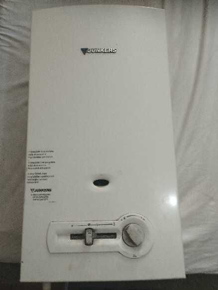 Продаю Б/У газову колонку Junkers(Bosh) W11-2 P23 (Торг)